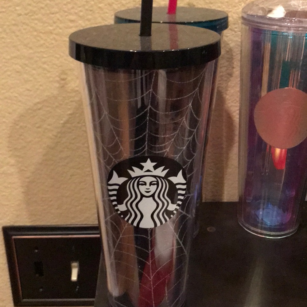 Brand new Halloween 🎃 starbucks tumbler. RARE!!!